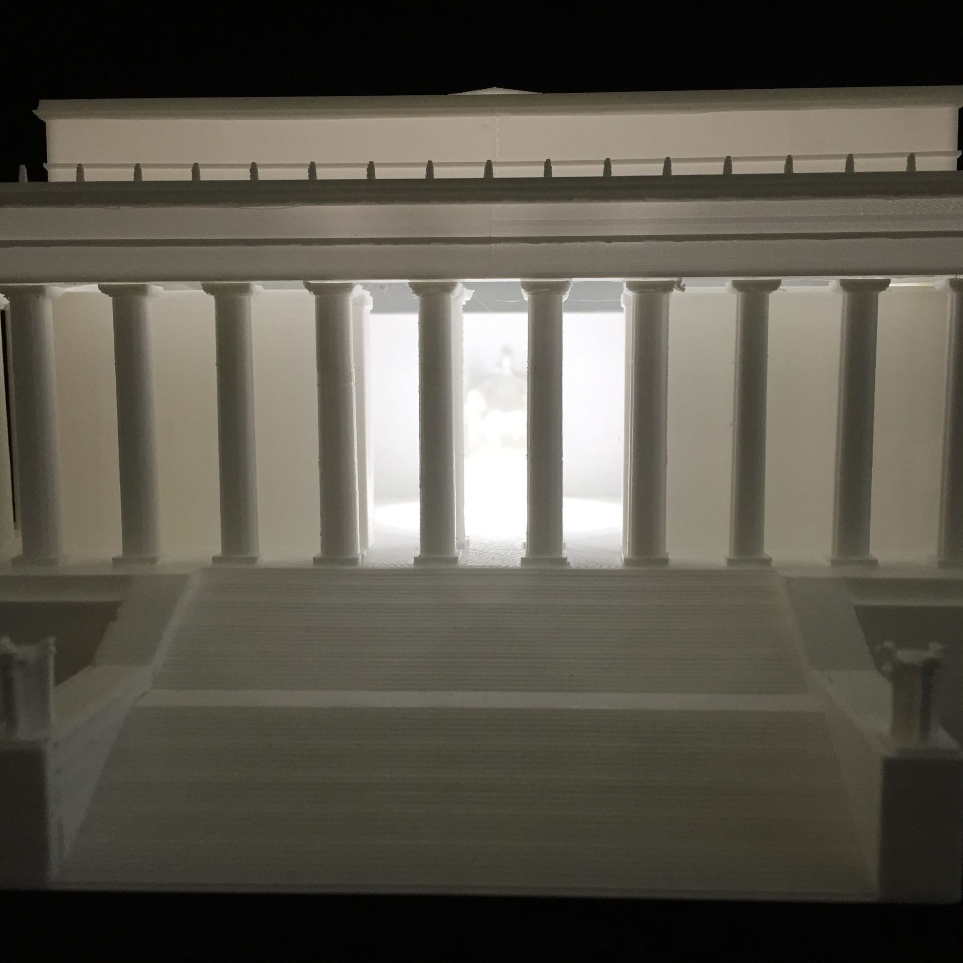 Lincoln Memorial with Light 2